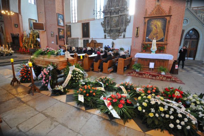 Tragedia w Kwidzynie: 8-letni Wiktor i jego ojciec zginęli, bo sąd był łagodny! [ZDJĘCIA Z POGRZEBU]