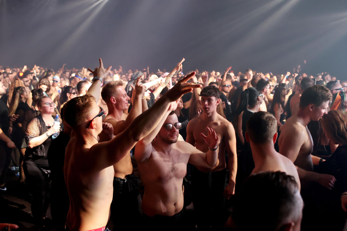 Mayday 2025 w Katowicach. Fani przed sceną bawią się najlepiej