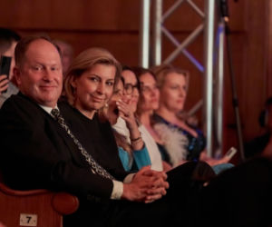 Gala Sukces pisany szminką