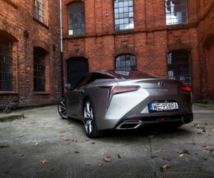 Lexus LC500h 3.5 V6 359 KM Superturismo