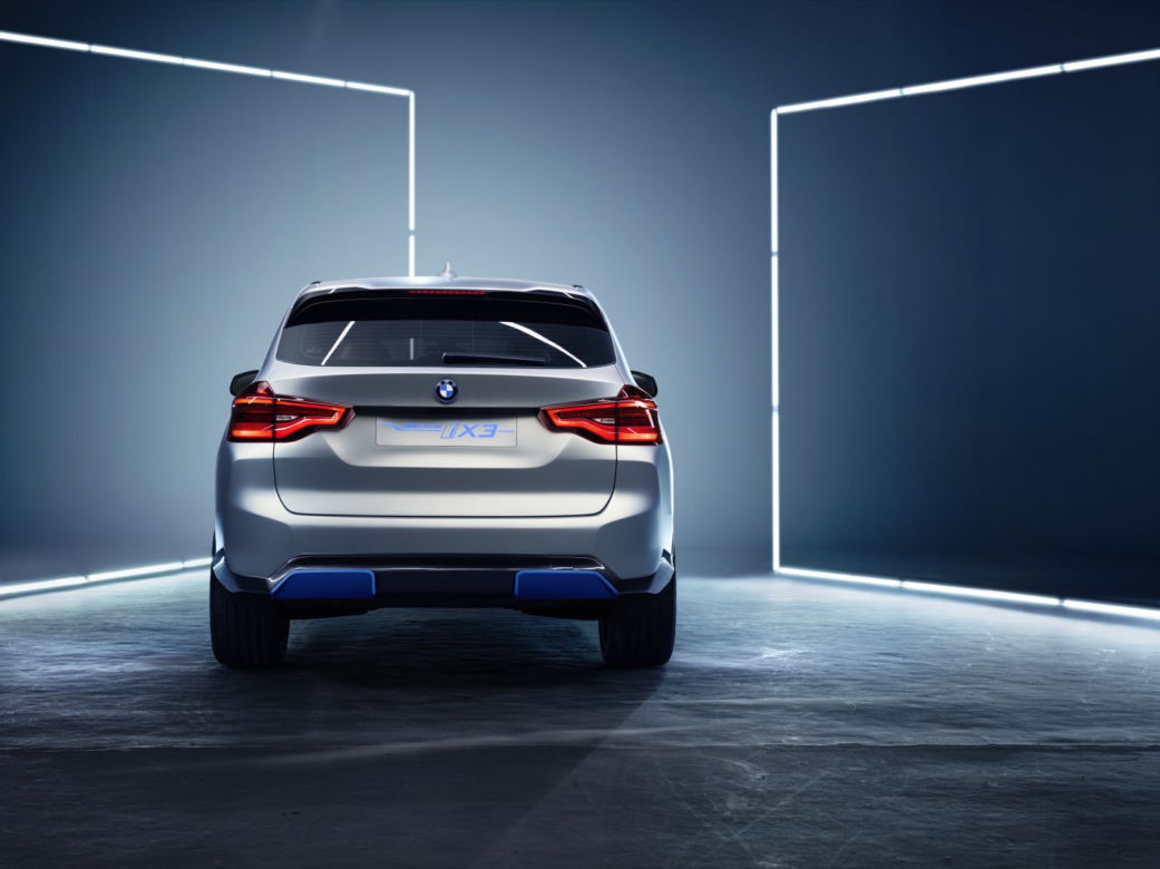 Elektryczne BMW iX3