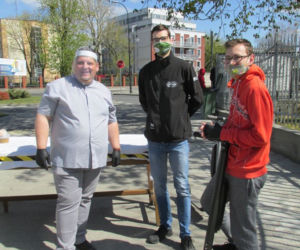 Koronawirus w Płocku. Są jeszcze darmowe maseczki! Na pomoc mogą też liczyć bezdomni! [ZDJĘCIA]