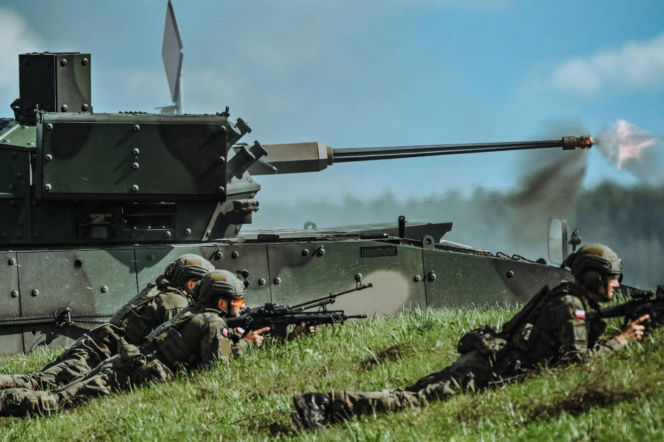 Autonomia strategiczna Europy zyskuje poparcie Polaków. Aż 64% badanych za autonomią kontynentu [SONDAŻ]