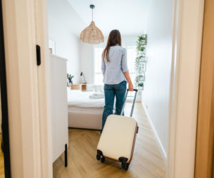 Nowe przepisy dla najmu krótkoterminowego – jak inwestować bez ryzyka?