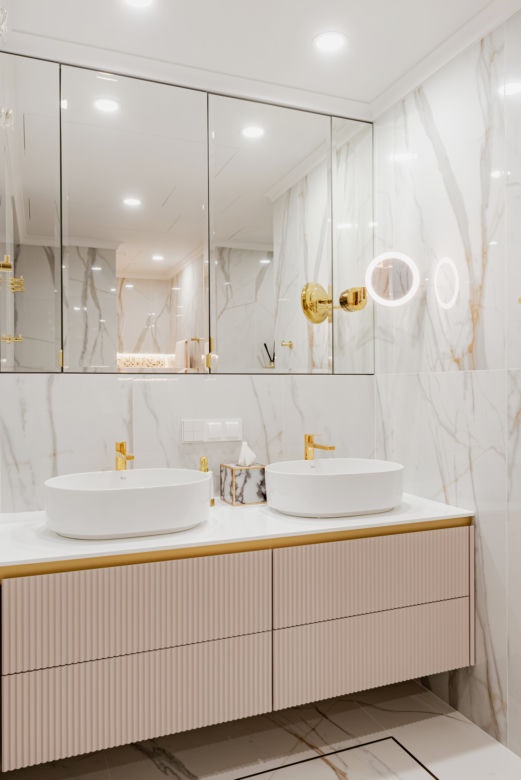 Przestronny apartament z Warszawą w tle