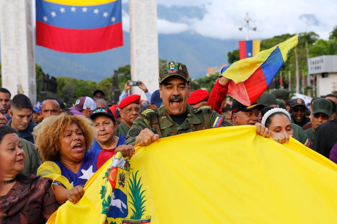 Nicolas Maduro z małżonką zostali schwytani i wywiezieni z kraju