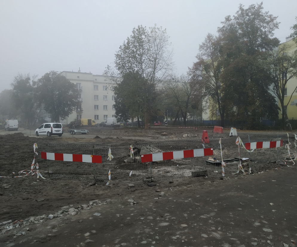 Trwa przebudowa ulicy Długiej w Toruniu. Kosztuje prawie 3,5 miliona złotych