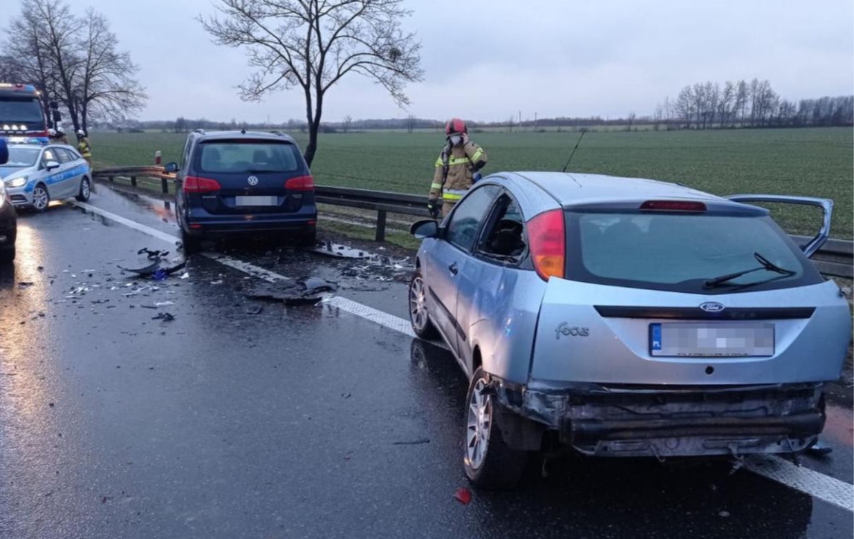 Tragiczna śmierć pod Brzegiem. Na DK 94 zginął 4-letni chłopiec [ZDJĘCIA]