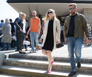 Kasia Tusk czy Kinga Duda. Która się lepiej ubiera?  
