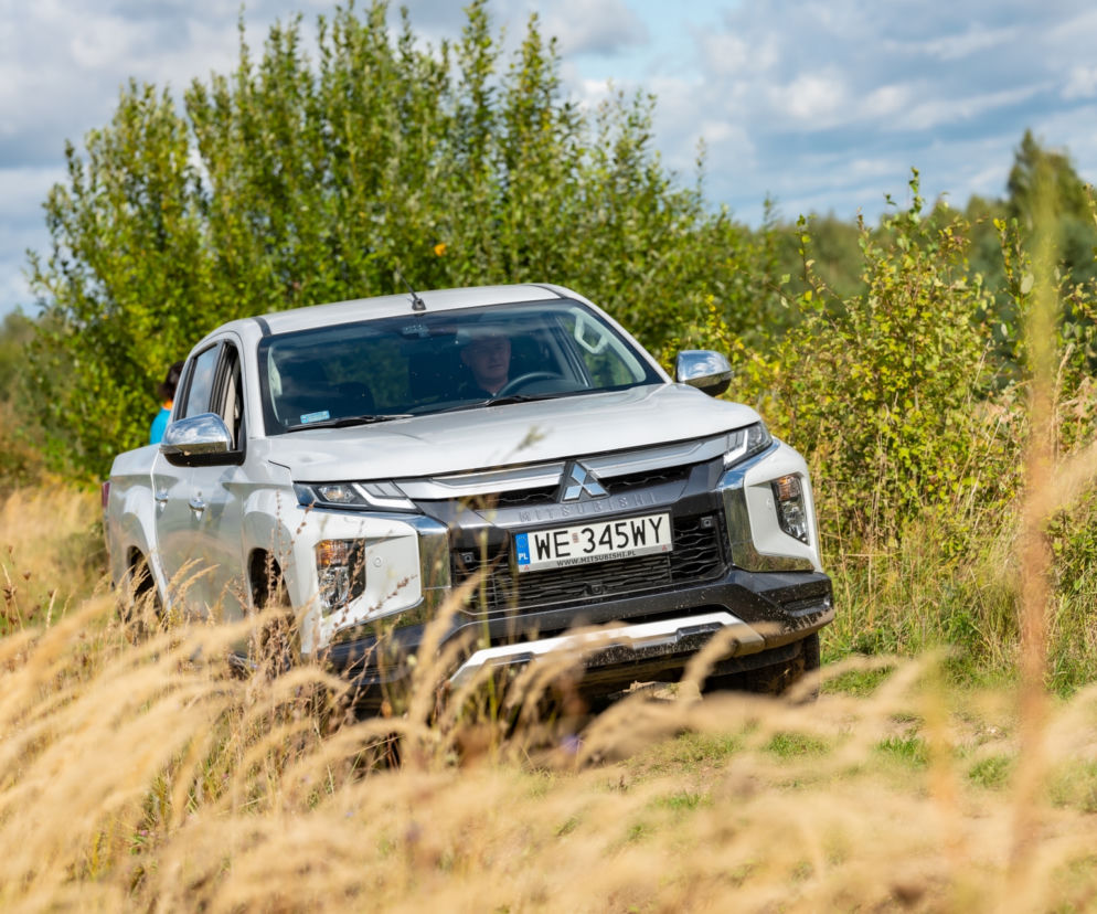 2020 Mitsubishi L200