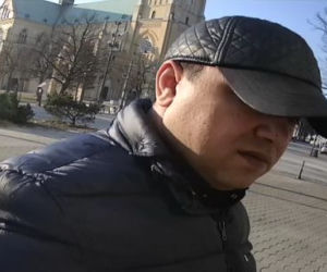 2 Próbował wypłacić pieniądze w bankomacie przy Piotrkowskiej 270