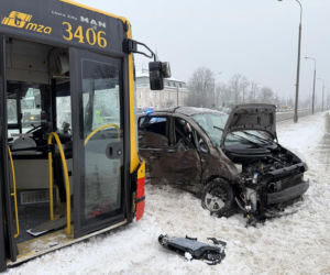 Wypadek autobusu miejskiego w Markach. Są ranni