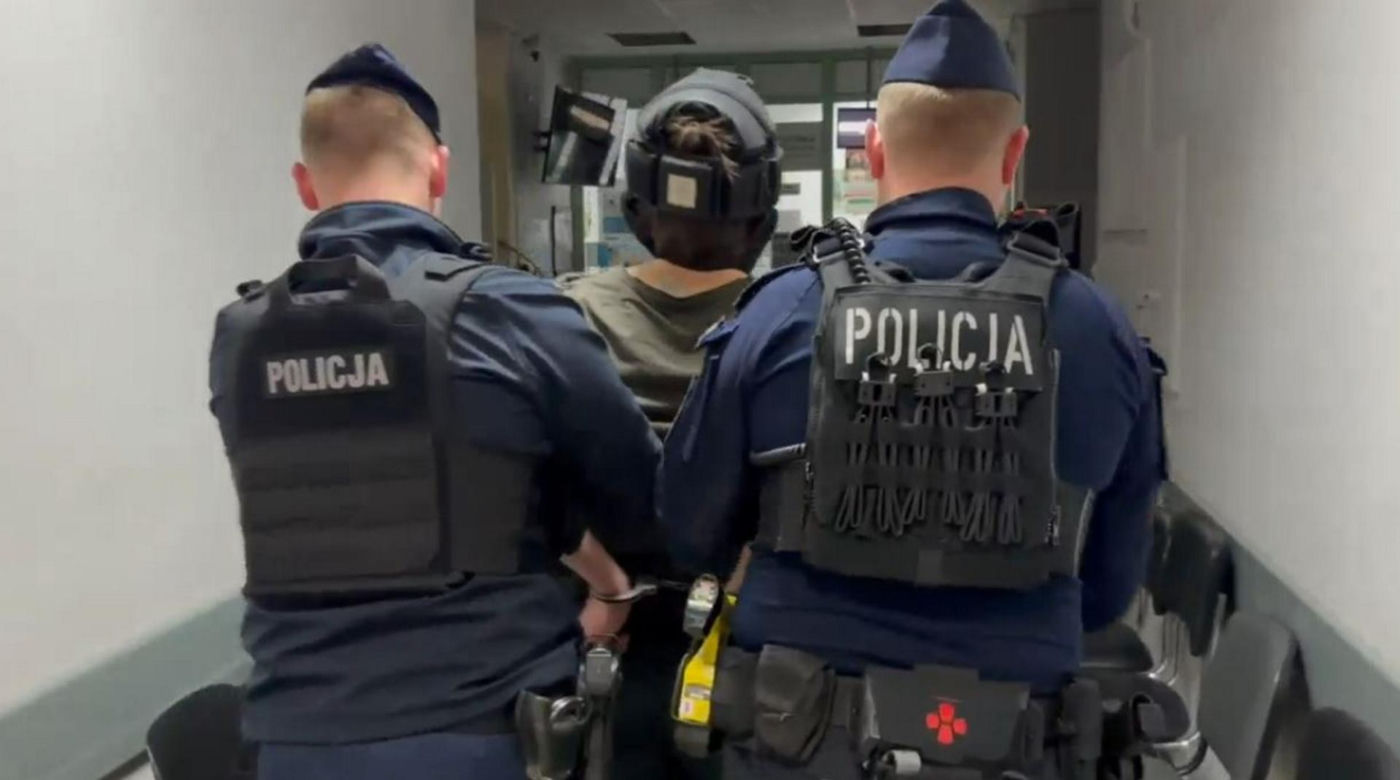Zabójstwo na kampusie UW. Policja opublikowała wstrząsające nagranie. Pokazali wszystko