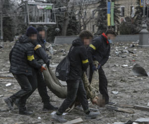 Ukraina/ 21 zabitych, ponad 110 rannych po atakach w Charkowie i Kijowie