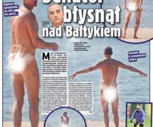 Jackowski nago na plaży