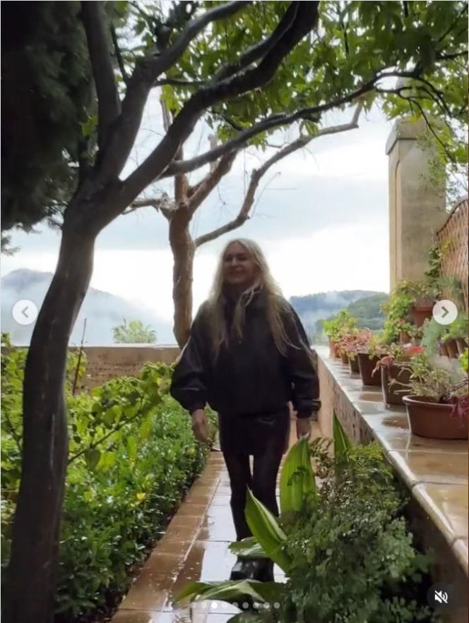 Tak nie wygląda przeciętna 69-latka! Olejnik zachwyca formą w mini