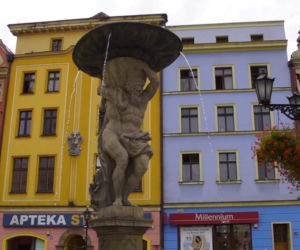 To najbardziej kolorowe miasteczko Dolnego Śląska. Turyści są zachwyceni