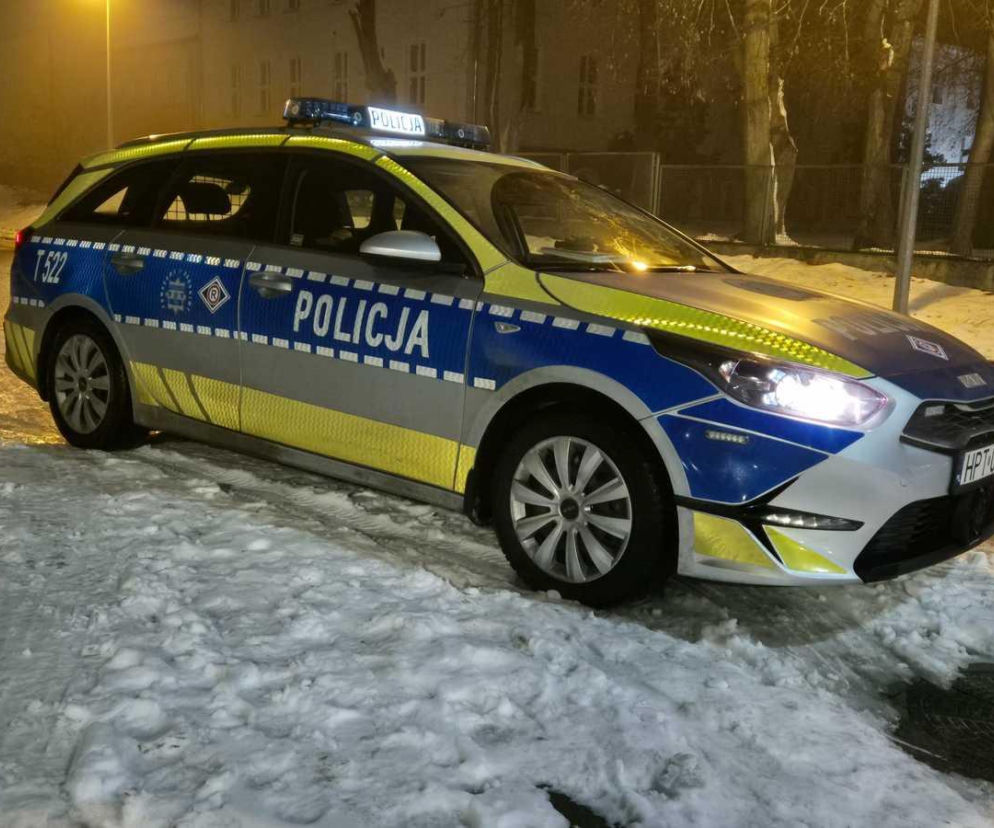 Niepewnie włączał się do ruchu w Kisielicach. Nie powinien w ogóle jeździć