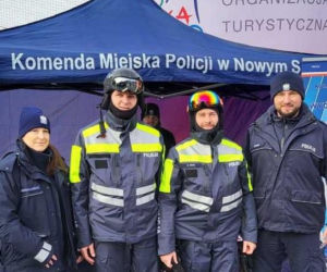 Policja na nartach pilnuje porządku w ośrodku PKL Jaworzyna Krynicka