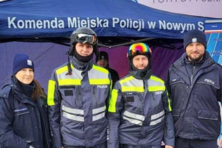 Policja na nartach pilnuje porządku w ośrodku PKL Jaworzyna Krynicka