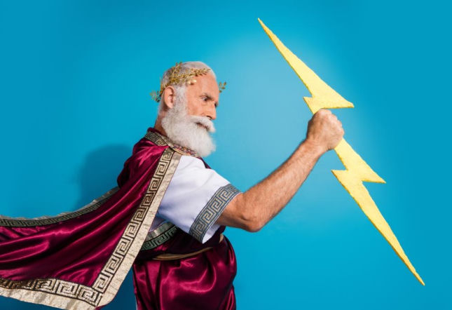 Z Olimpu prosto na polskie ulice. Bogowie greccy są wśród nas! Apollo, Herkules, Atena, a nawet sam Zeus!