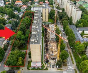 Postawili im blok pod oknami, teraz postawią drugi? Księcia Janusza w Warszawie