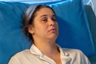 Na dobre i na złe, odcinek 985: Iga nie przeżyje operacji usunięcia tętniaka? Diagnoza Barta jak wyrok śmierci, ale Aleś się nie podda! - ZDJĘCIA