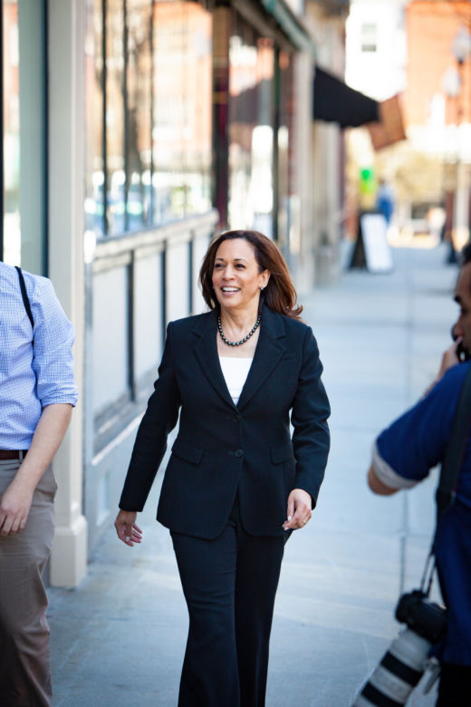 Taki styl ma Kamala Harris. Wiceprezydent USA przyleci do  Polski