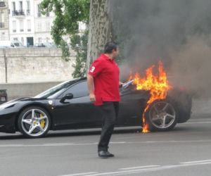Płonące supersamochody / Ferrari 458 Italia