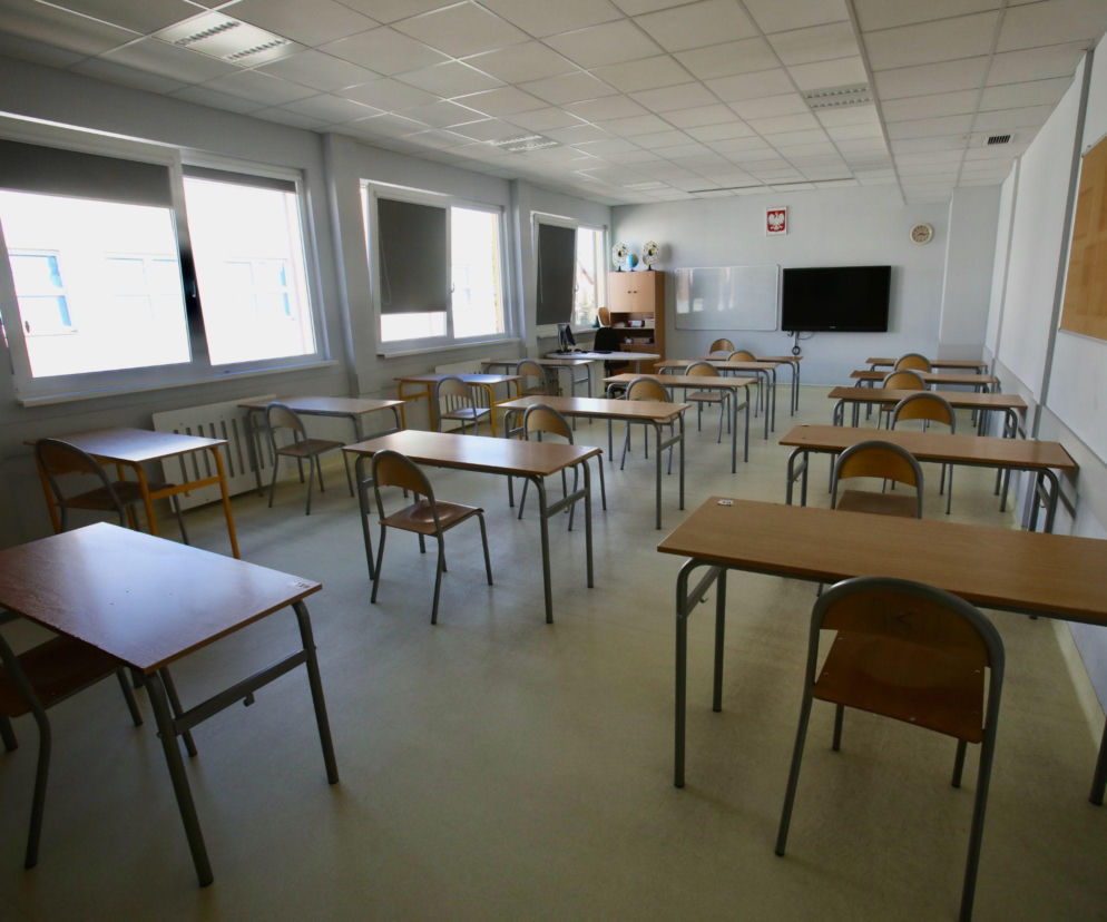 Egzamin ósmoklasisty 2026 z języka polskiego. Kiedy? Ile będzie czasu na rozwiązanie? Najważniejsze informacje dla uczniów