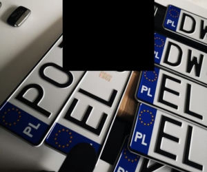 Pseudokibice w rękach policjantów