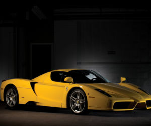 Ferrari Enzo - (2002-2004)