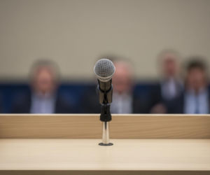 Marta Nawrocka przemawia do Polek. Co ukryła w stylizacji?