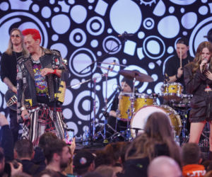 Takiego finału jeszcze nie było! Gwiazdy zalały studio WOŚP