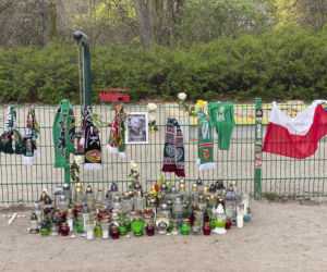 Śmierć Jacka Magiery. Znicze pod parkiem Grabiszyńskim