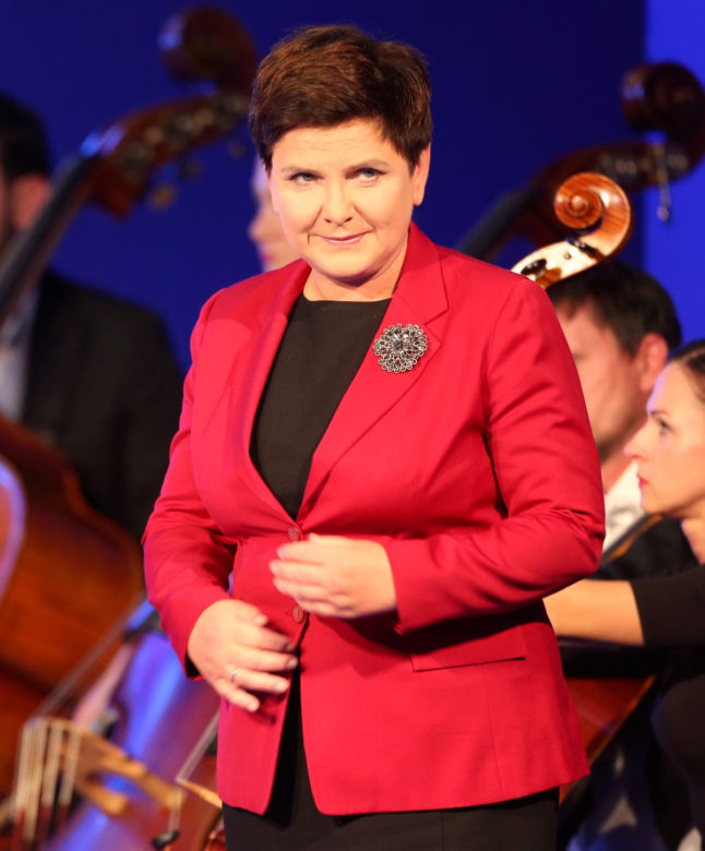 Najlepsze stylizacje Beaty Szydło