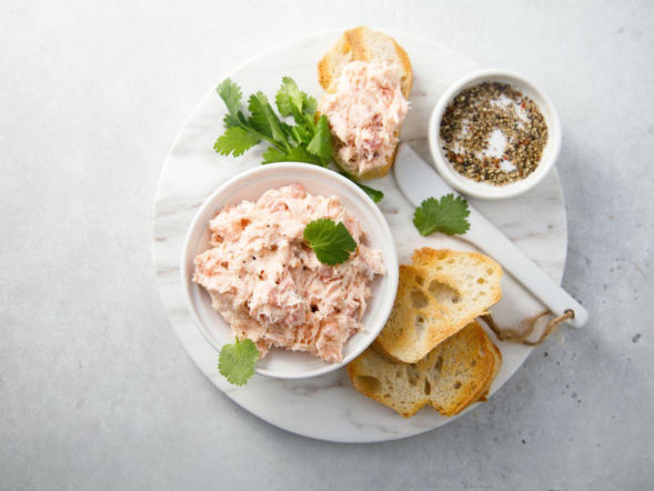 Tę pełną smaku i białka pastę robię z 2 składników. Idealna do pieczywa i jako przekąska