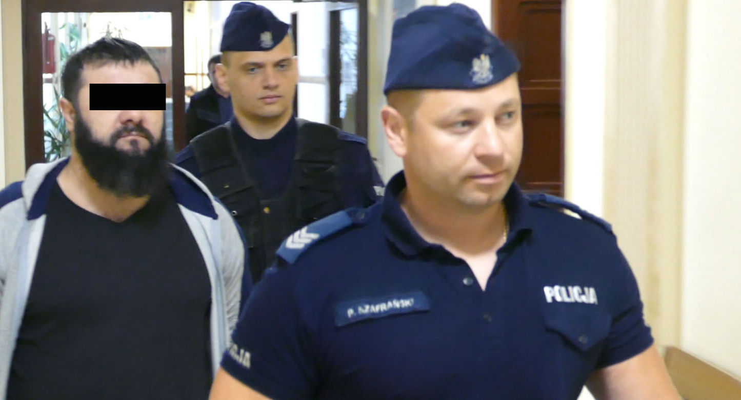 Egzekucja na placu zabaw