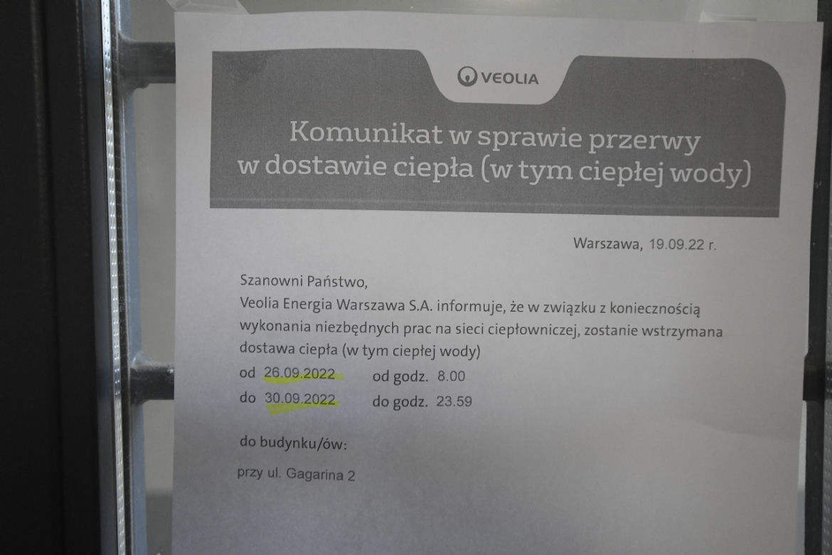 Pięć dni będą bez ogrzewania i ciepłej wody. Mieszkańcy cierpią przez budowę tramwajarzy 