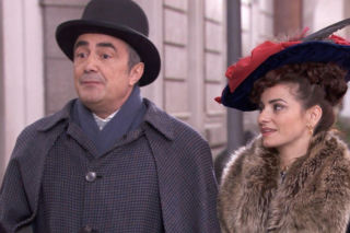 Akacjowa 38, odcinek 813: Lolita, po oficjalnych zaręczynach z Antonitem, nie potrafi odnaleźć się w roli przyszłej pani domu