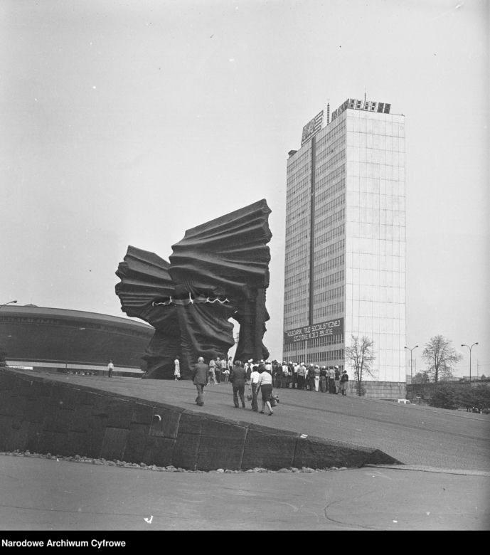 Katowice w okresie PRL. Zobacz zdjęcia [GALERIA]