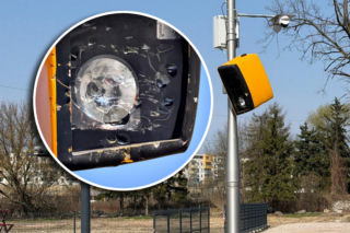 Znowu zniszczyli fotoradar w Al. Jerozolimskich! Wydano już 130 tys. zł na naprawy. Wandala nagrały kamery