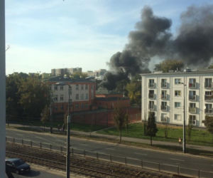 Kłęby dymu na Woli