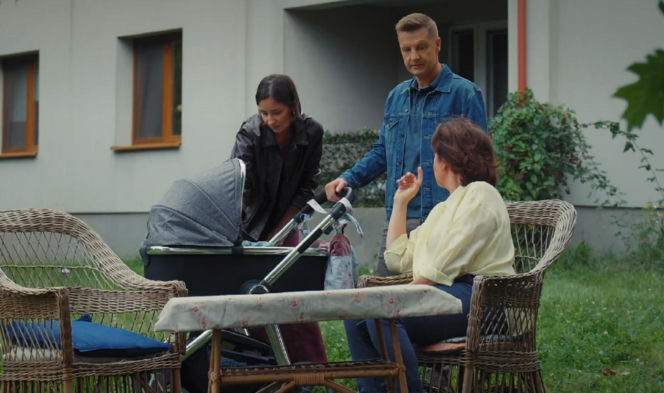 M jak miłość odc. 1906. Paweł (Rafał Mroczek), Agnes (Amanda Mincewicz), Marysia (Małgorzata Pieńkowska)