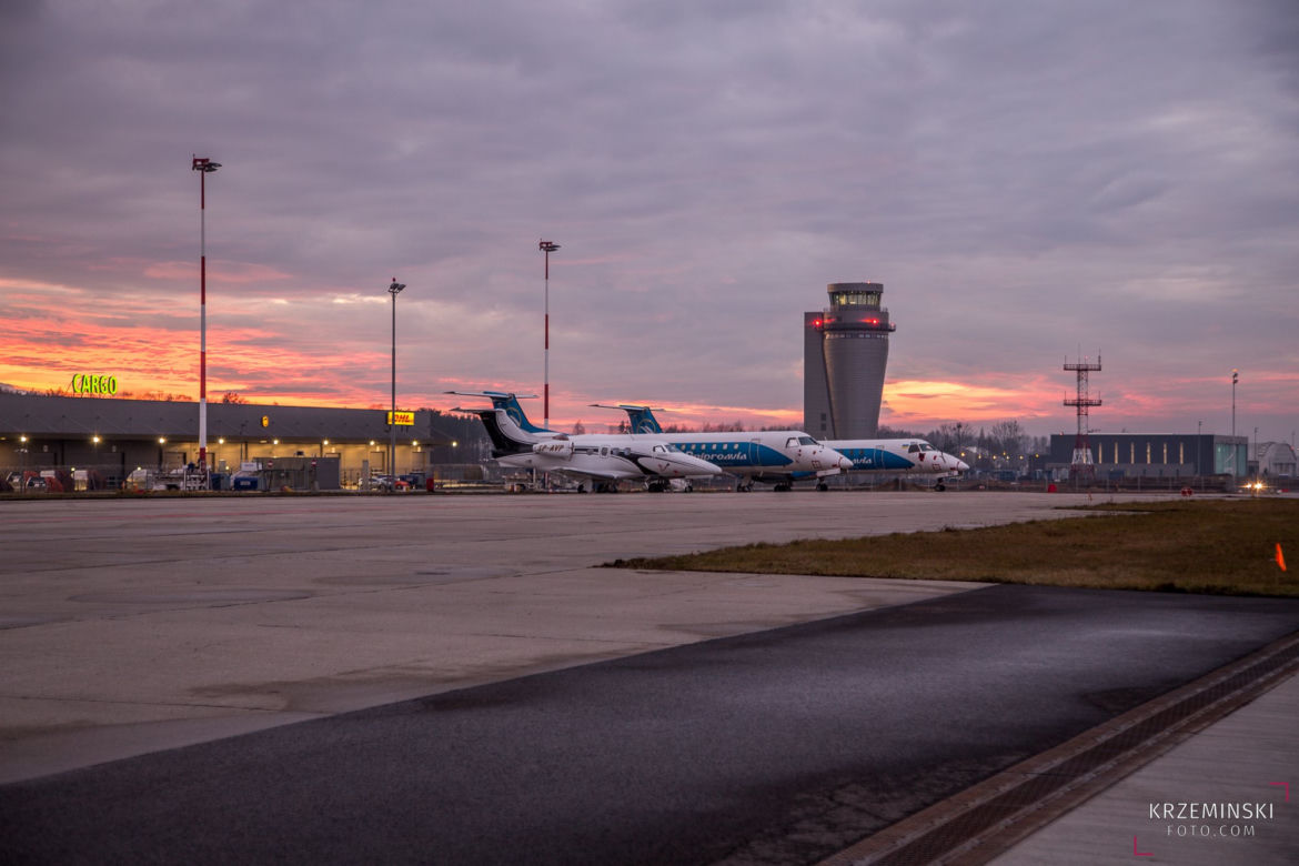 Katowice Airport: Tak wygląda nowa wieża kontroli lotów w Pyrzowicach [ZDJĘCIA]