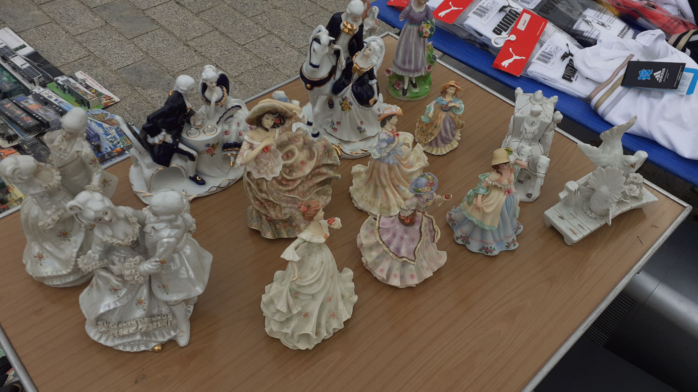 Pchli Targ wrócił na starachowicki Rynek. Jest w czym wybierać