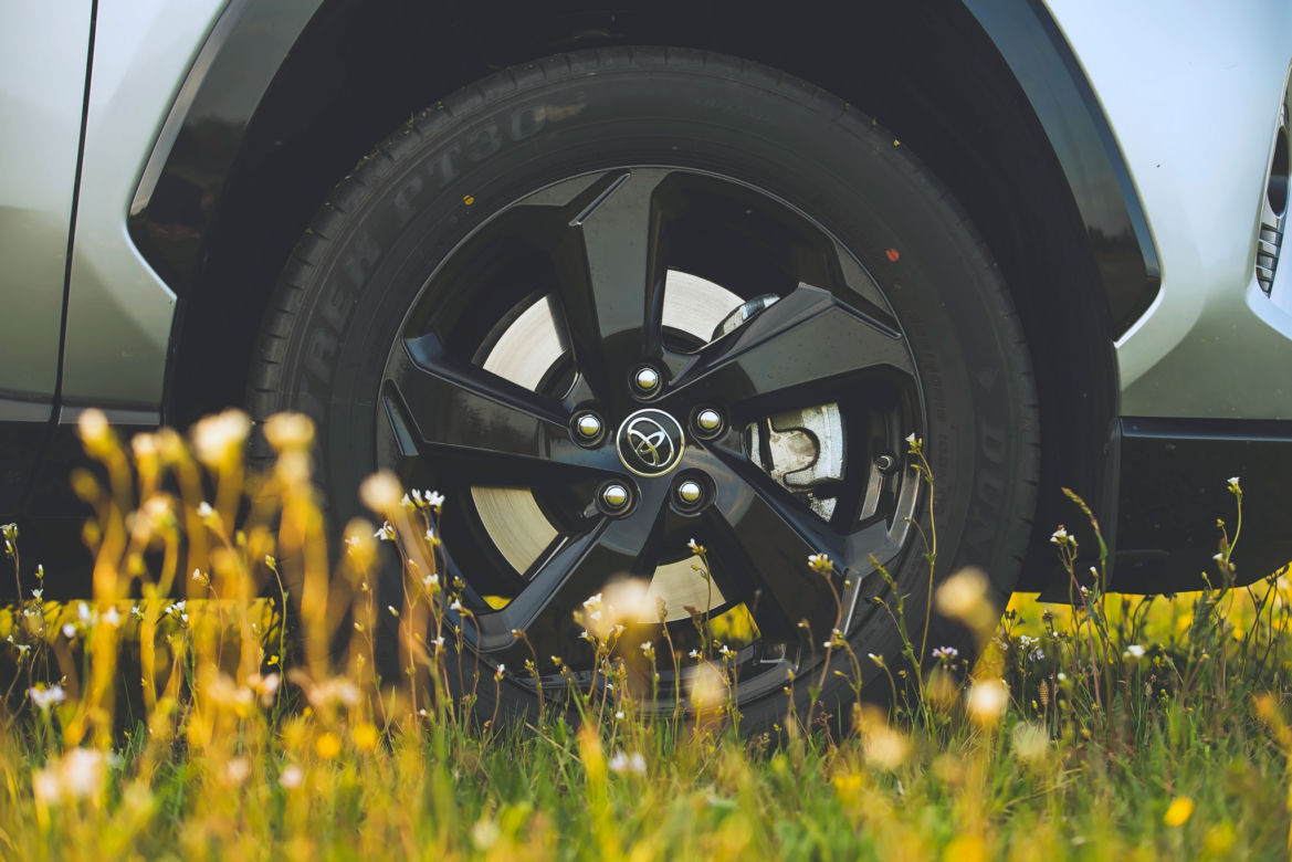 Toyota RAV4 Hybrid piąta generacja