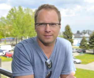 Tak Maciej Stuhr zmieniał się przez lata. Dziś trudno w nim rozpoznać chłopaka z Fuksa