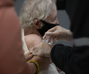Stało się. Obowiązkowe szczepienia stają się faktem. To najbardziej surowe przepisy pandemiczne
