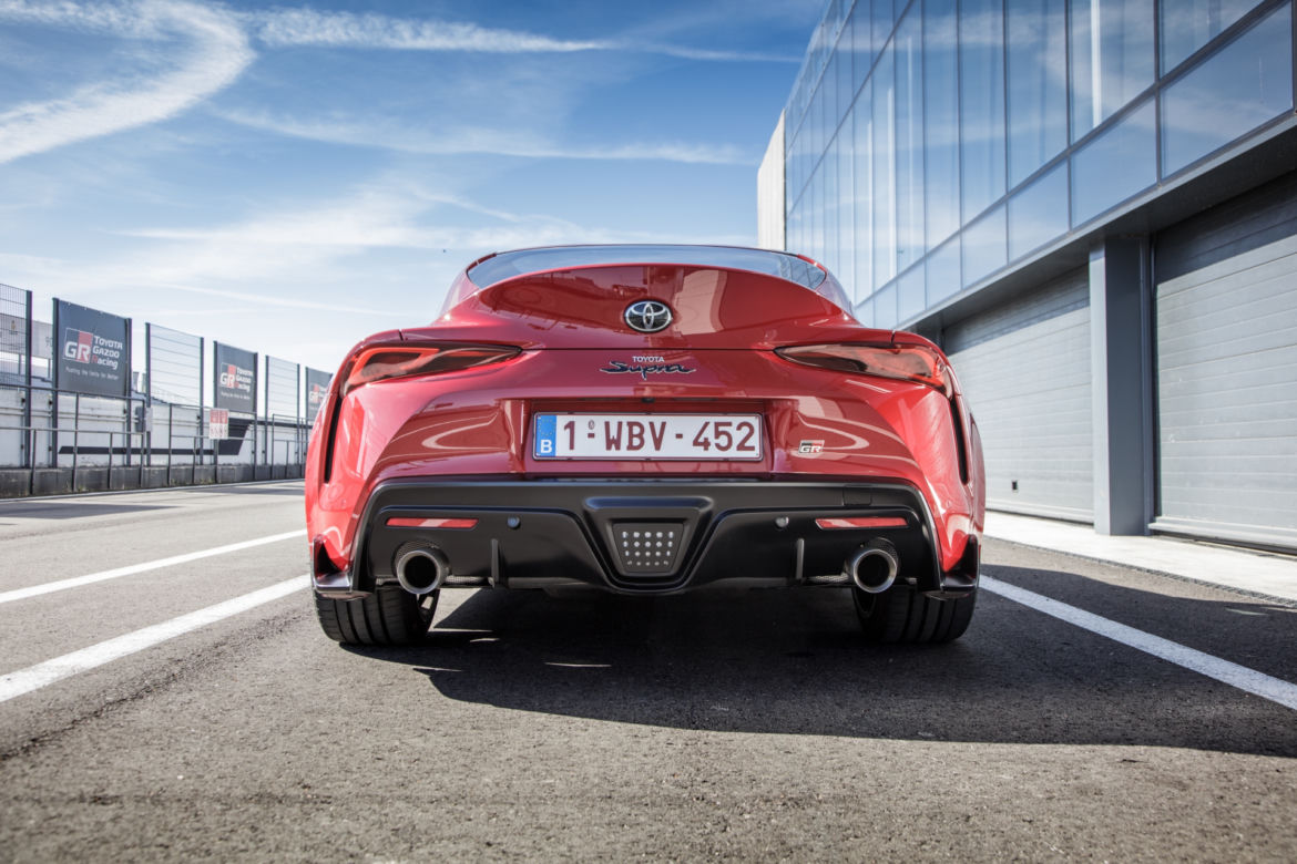 Toyota GR Supra w kolorze Renaissance Red